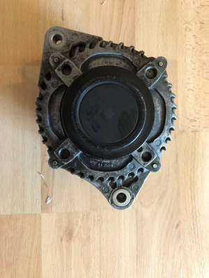 TN104211-8520 Alternator image 3